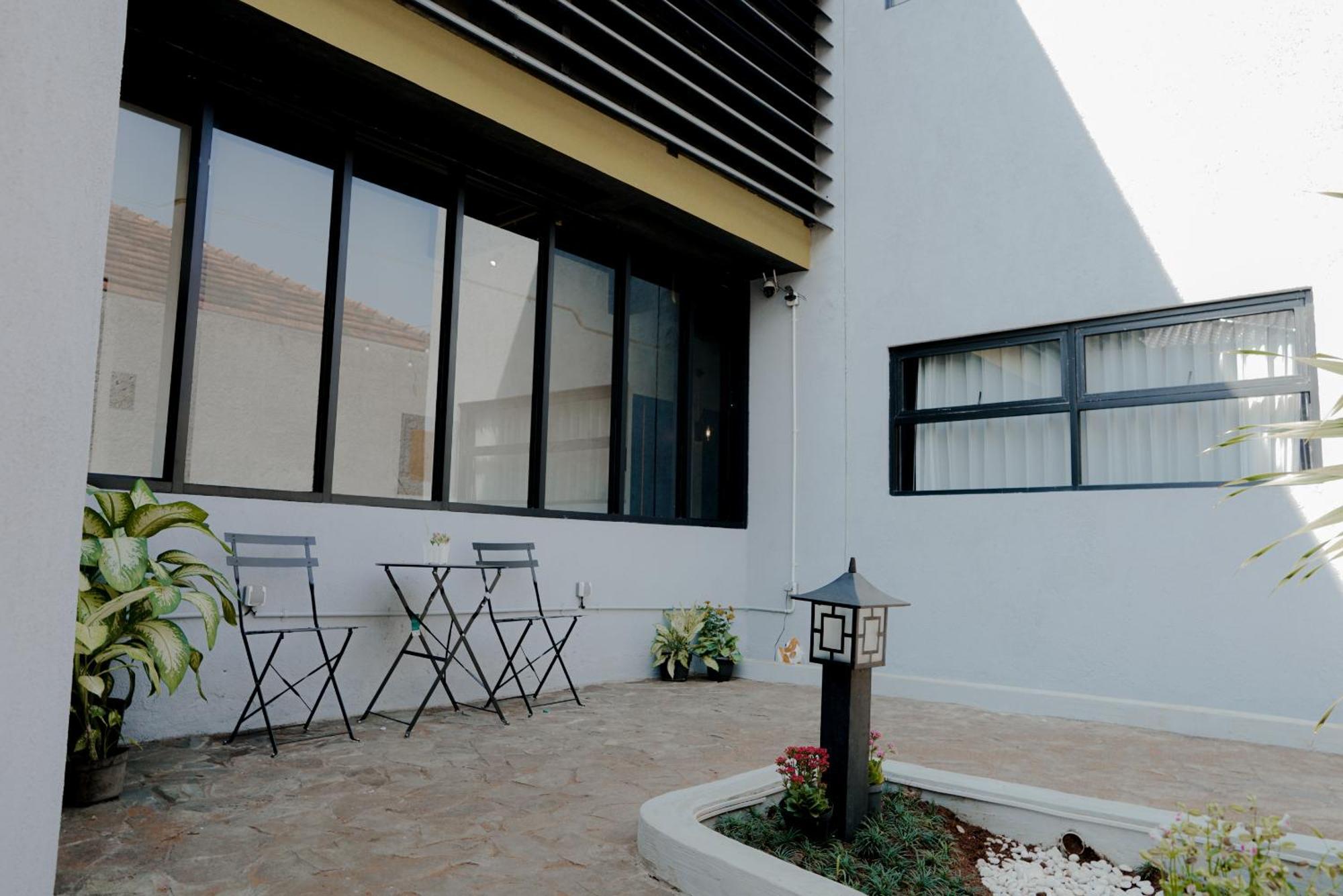 Arlita Guesthouse Cianjur Exterior photo