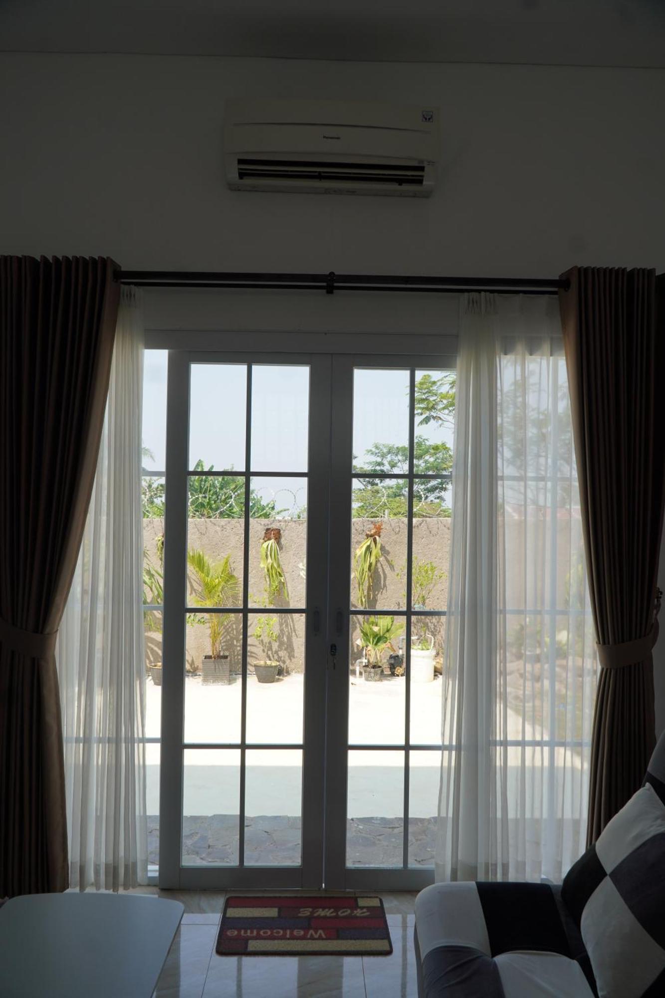 Arlita Guesthouse Cianjur Exterior photo